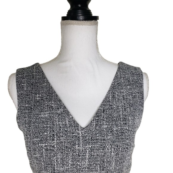Banana Republic Sleeveless V-Neck Lined Tweed Sheath Petite Womens Dress Size 4P - Picture 4 of 9